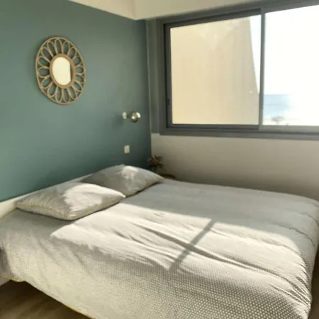 Britania - Face - Mae-0661 Apartmán