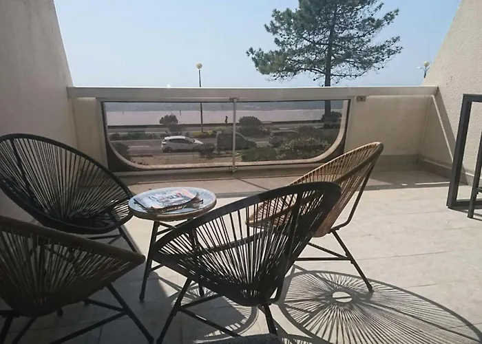 Résidence Britania - Face - Mae-0661 Appartement *